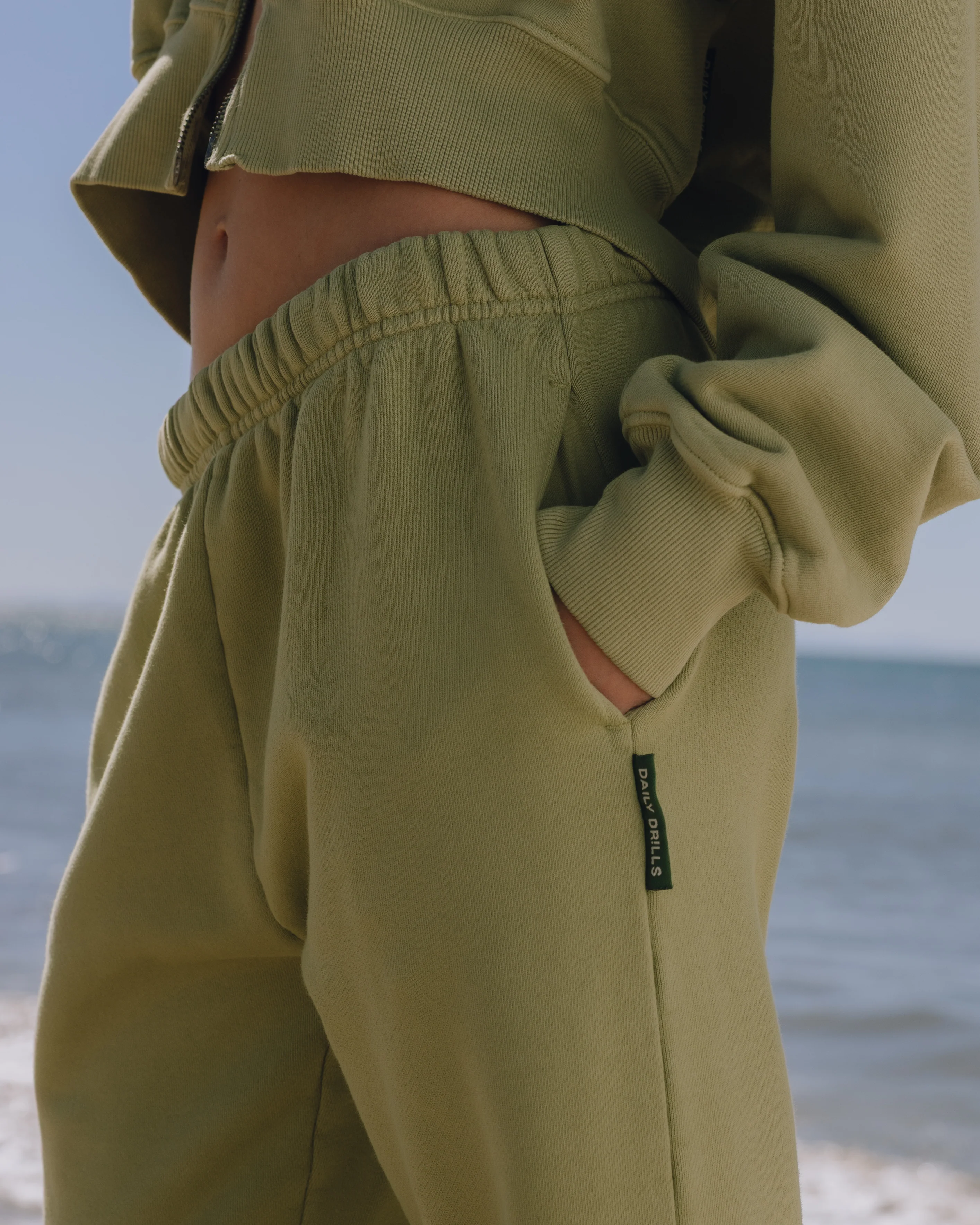 Heavyweight Straight Leg Sweatpants - Matcha - Image 4