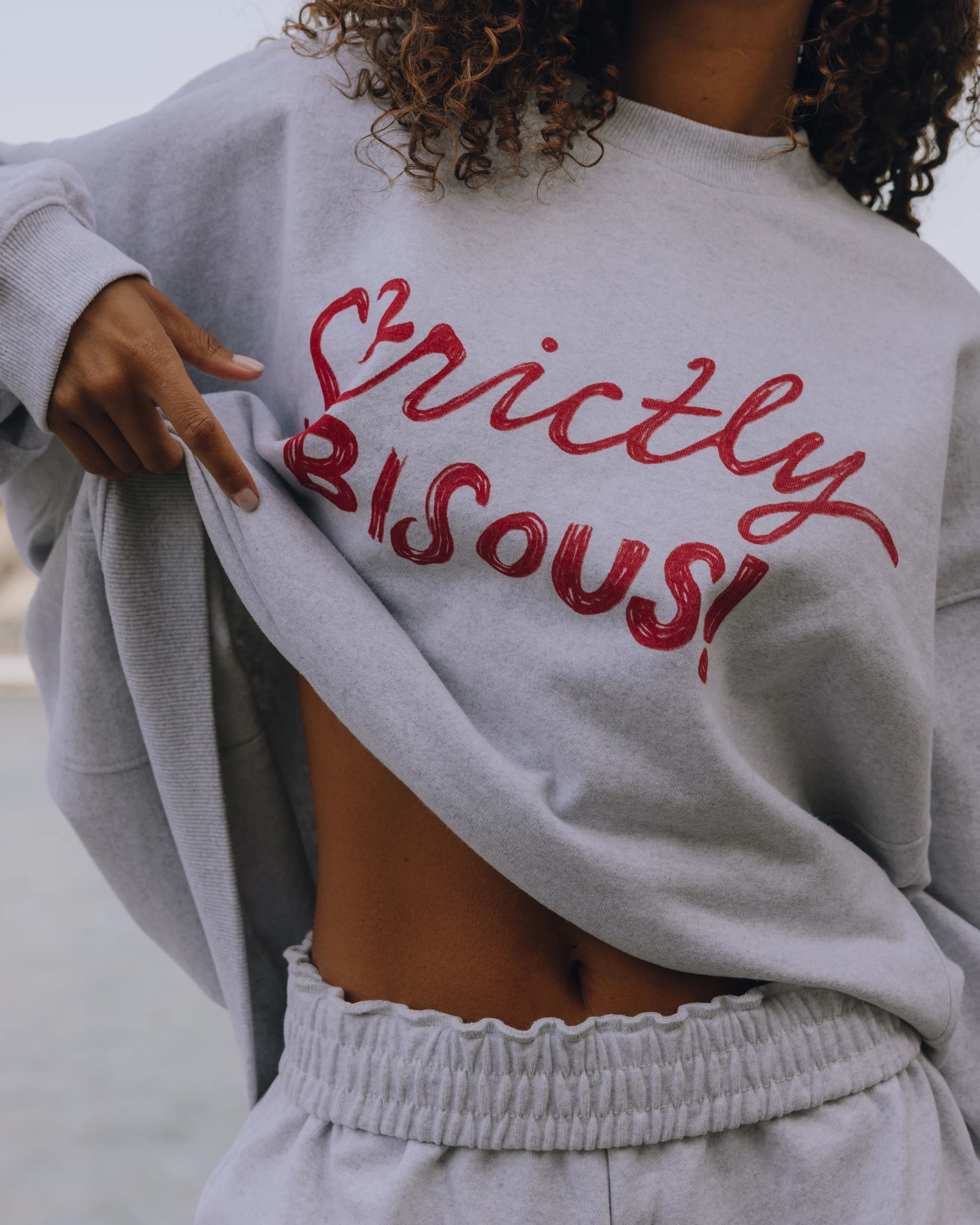 Oversized Fleece Bisous! Crew - Heather Grey - Image 3