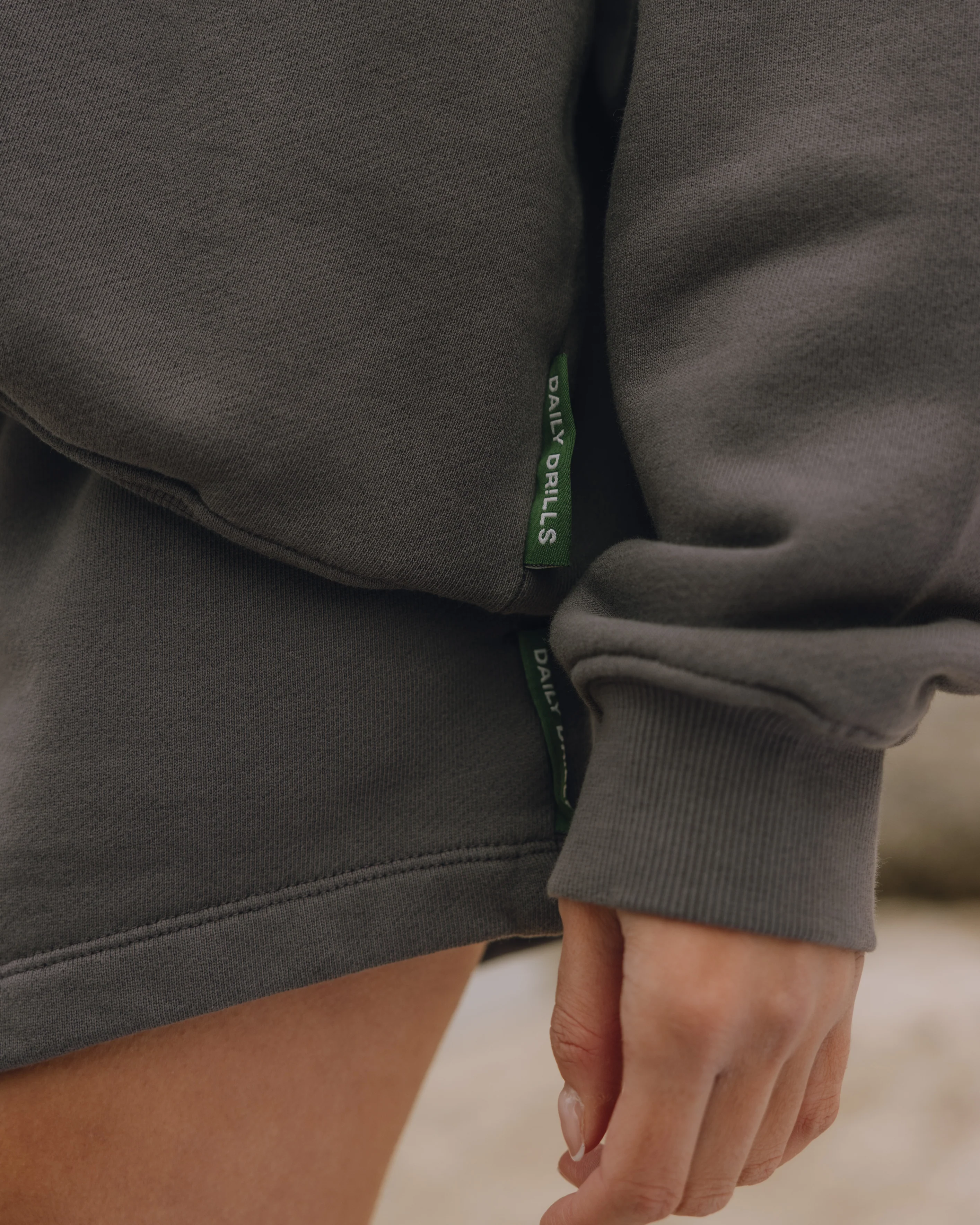 Oversized Heavyweight Vintage Crew - Vintage Black - Image 4
